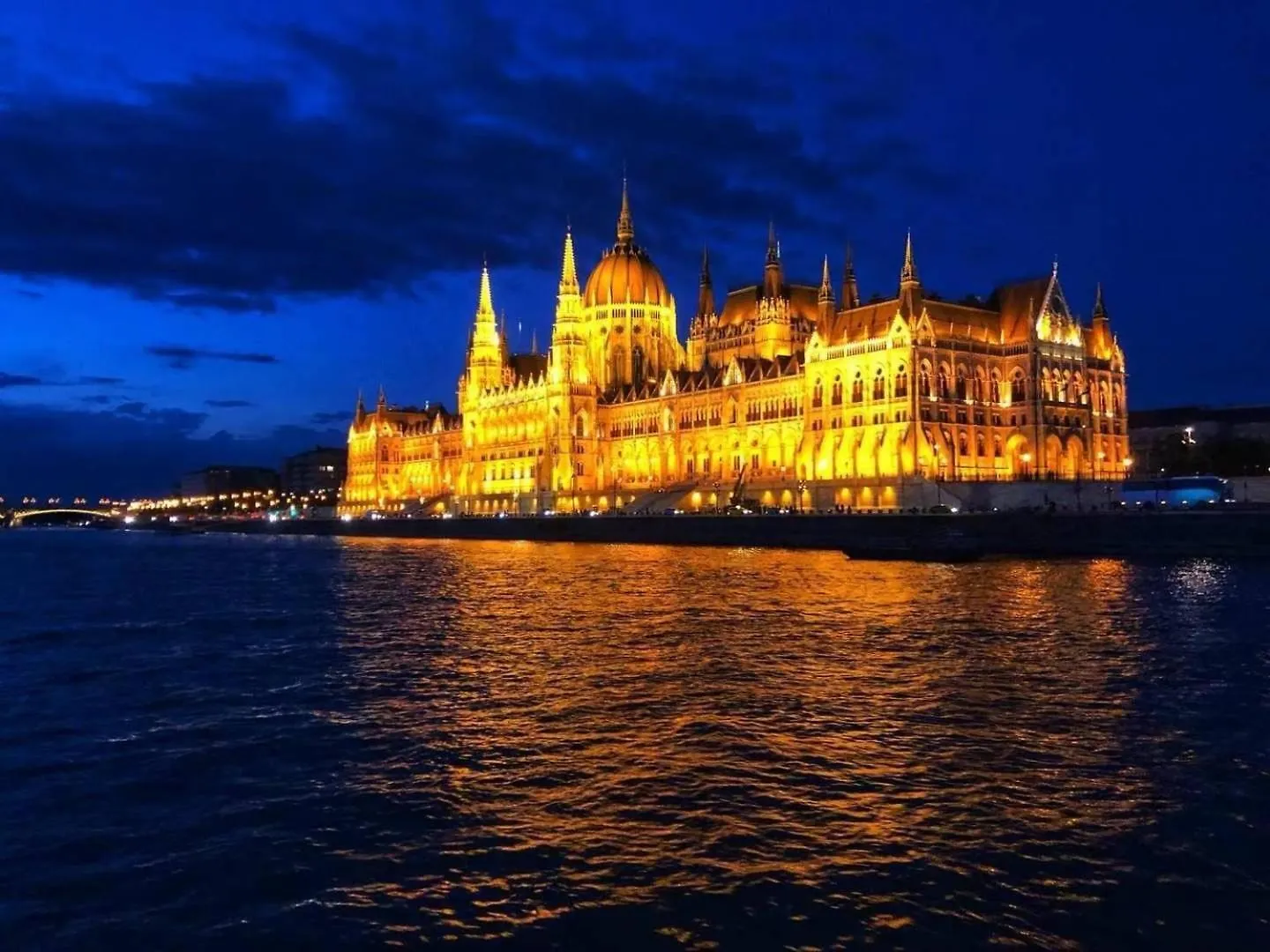Apartment Acacia Aparhotel-Near New York Cafe Budapest Hungary