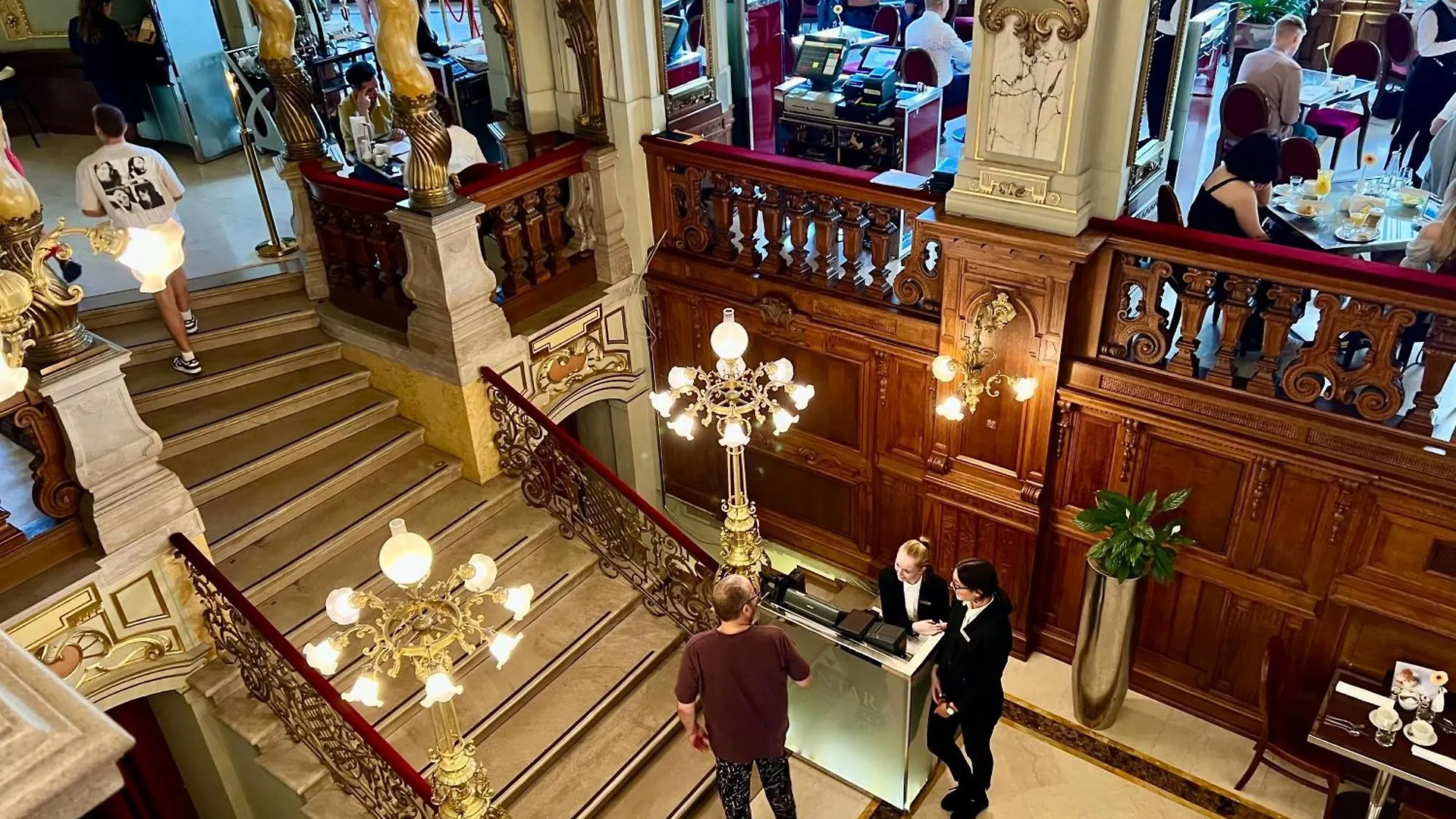Apartment Acacia Aparhotel-Near New York Cafe Budapest Hungary