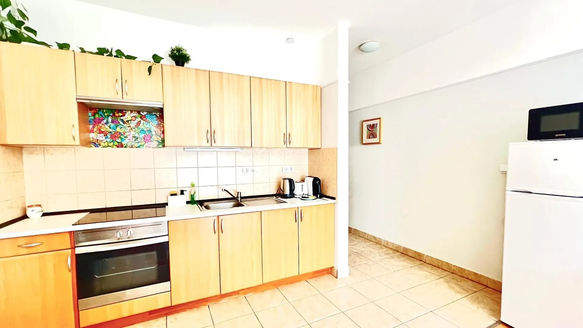 Acacia Aparhotel-Near New York Cafe Budapest Apartment