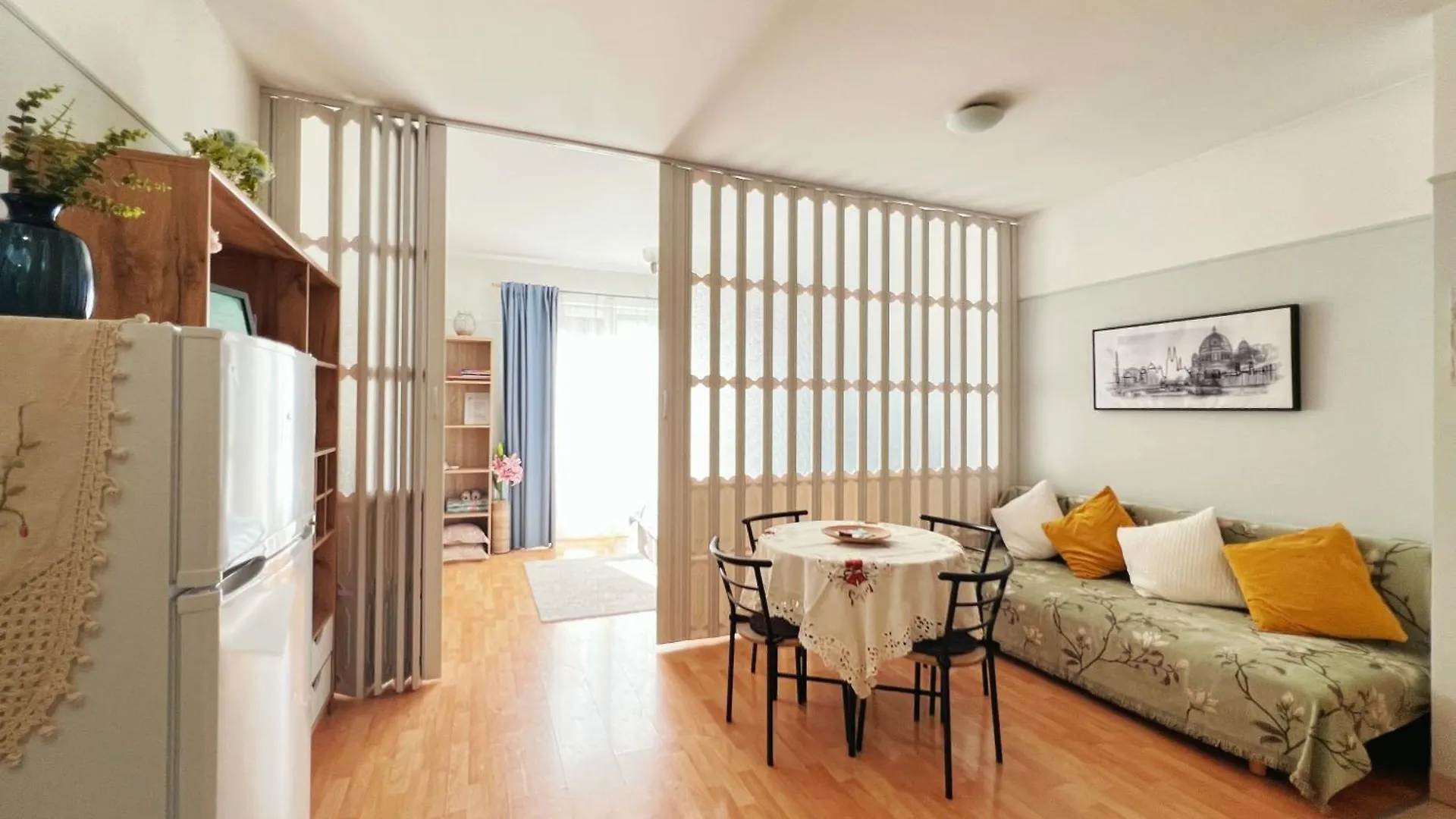 Acacia Aparhotel-Near New York Cafe Budapest Apartment